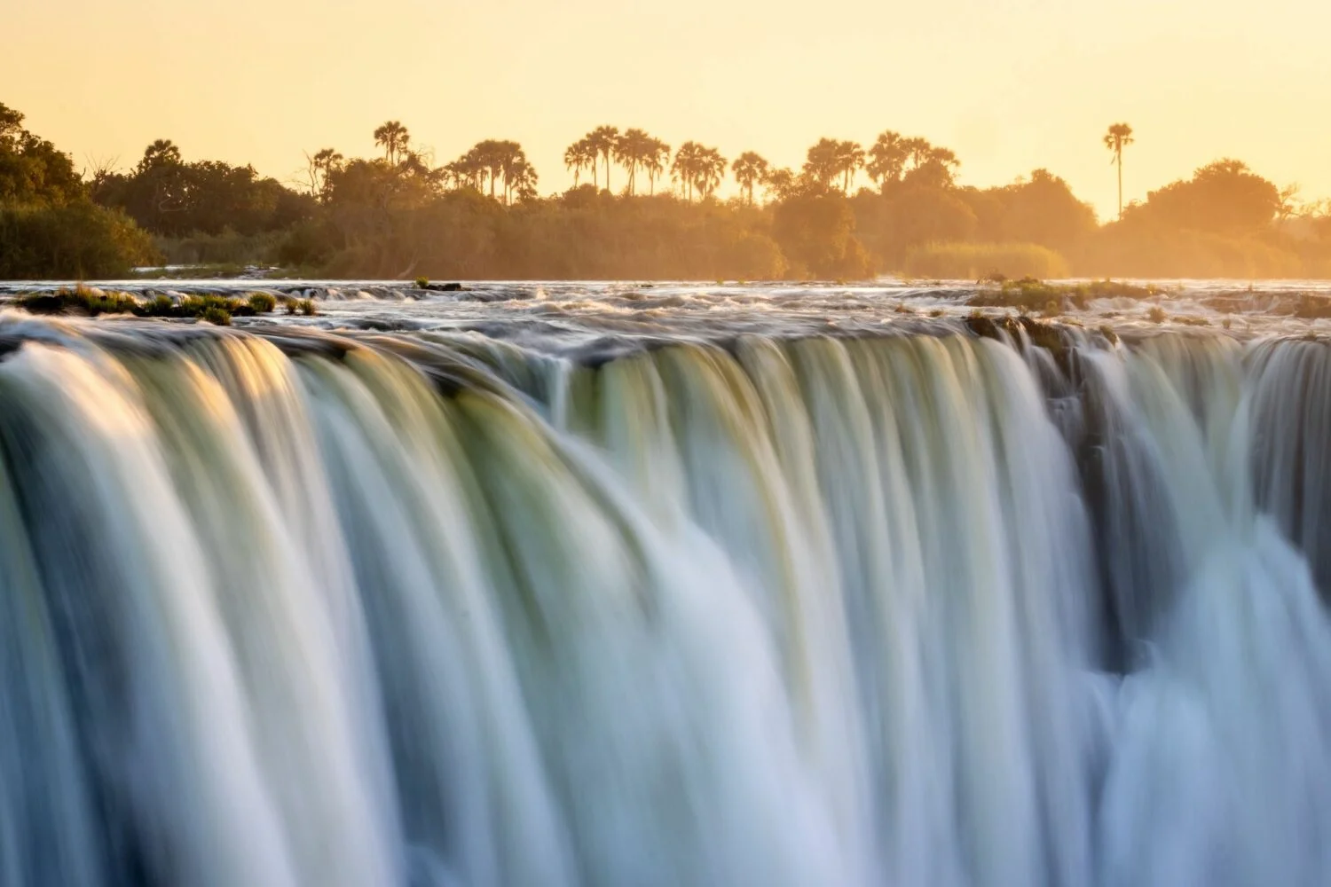 6 Things Most Travelers Don't Know About Victoria Falls